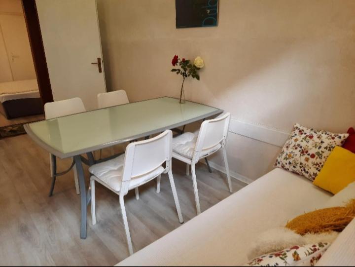 Apartment Youth Vita Загреб Екстер'єр фото